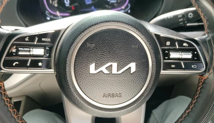 2024 KIA CARENS PRESTIGE PLUS 1.5 PETROL IMT 7 STR, Petrol, Manual, 38,938 km, interior