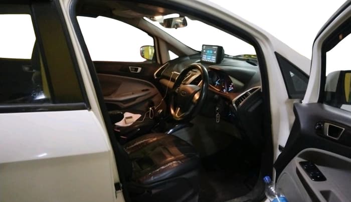 2015 Ford Ecosport TITANIUM 1.5L DIESEL, Diesel, Manual, 1,39,356 km, interior