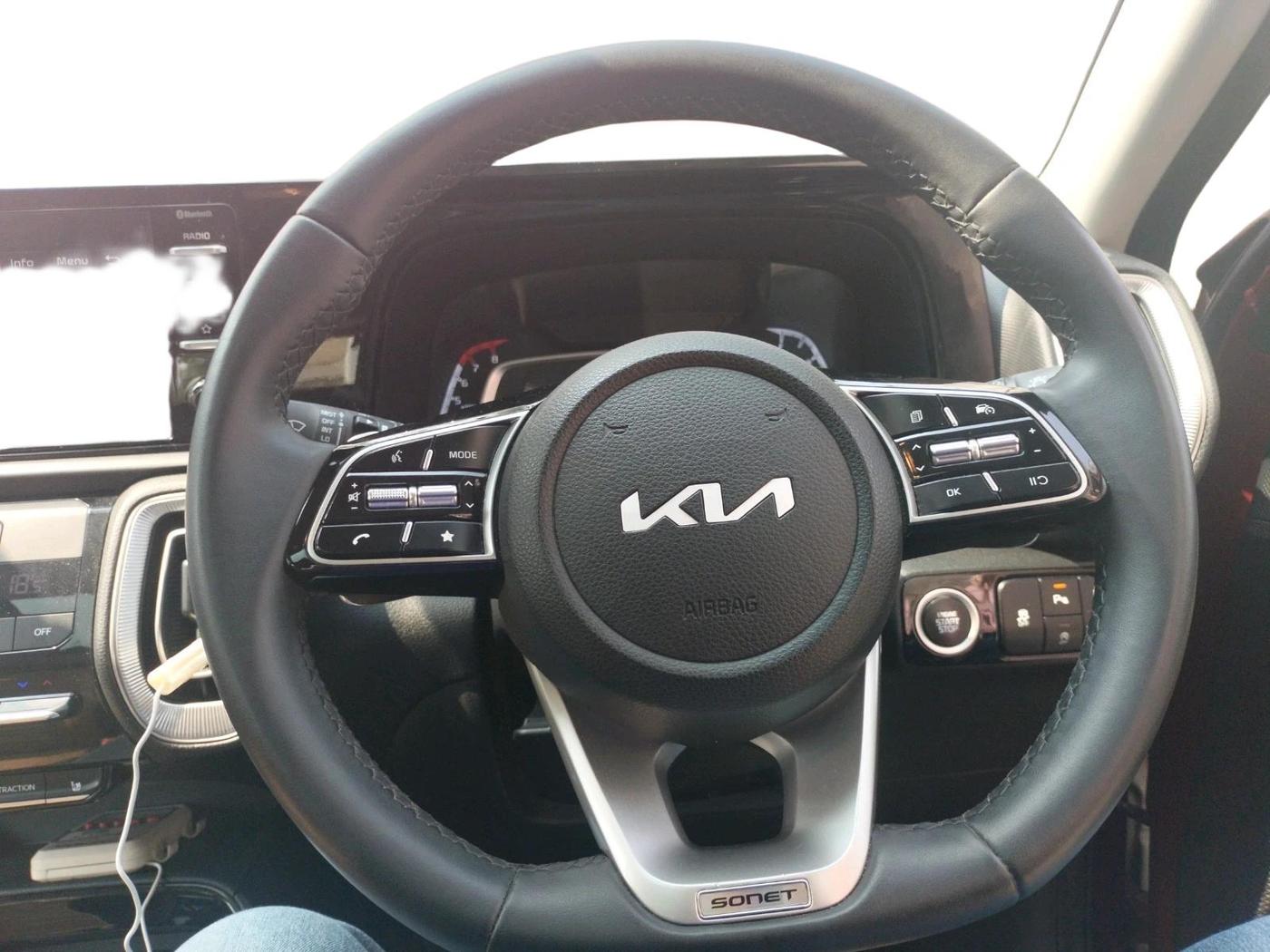 2024 KIA SONET 	 HTX 1.0 TURBO DCT, Petrol, Automatic, 18,161 km, interior