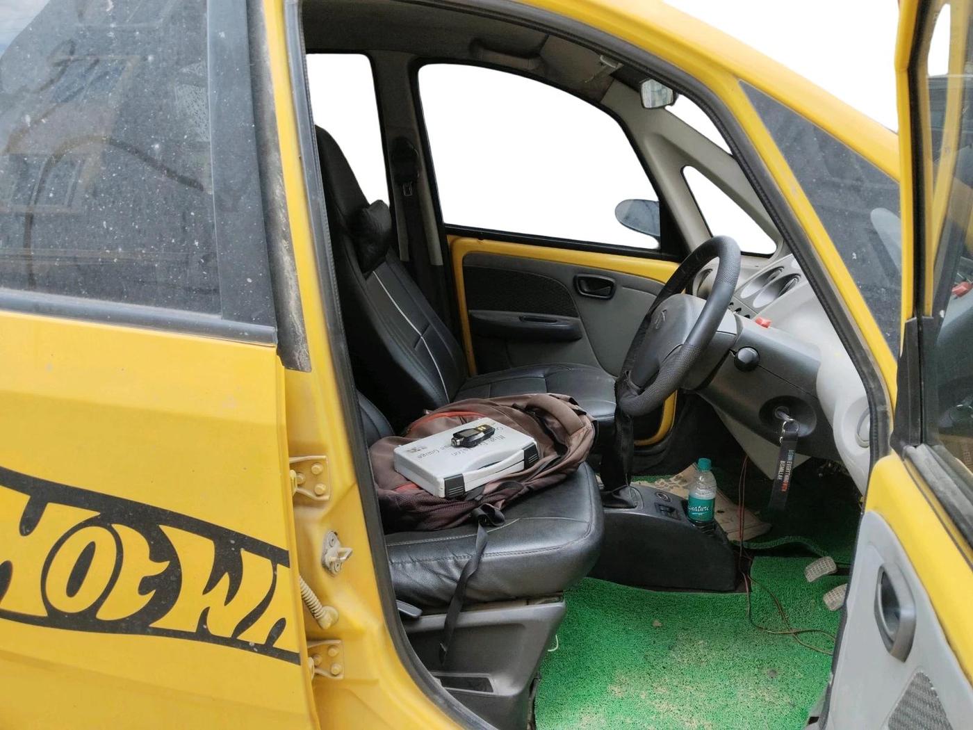 2011 Tata Nano LX, Petrol, Manual, 1 km, interior