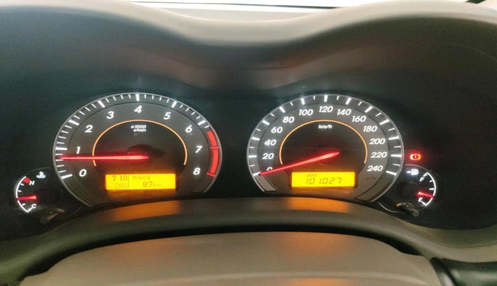 2011 Toyota Corolla Altis G PETROL, Petrol, Manual, 1,01,027 km, interior