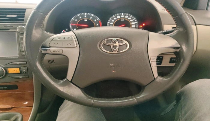 2011 Toyota Corolla Altis G PETROL, Petrol, Manual, 1,01,027 km, interior