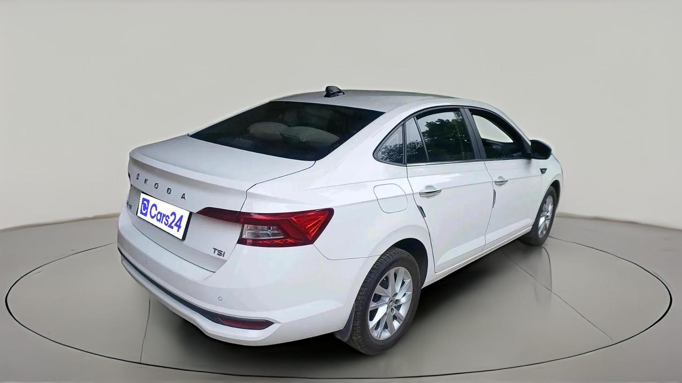 2023 Skoda SLAVIA Ambition 1.5L TSI, Petrol, Manual, 8,847 km, exterior
