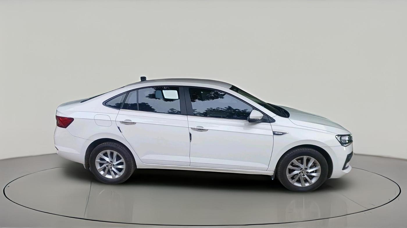 2023 Skoda SLAVIA Ambition 1.5L TSI, Petrol, Manual, 8,847 km, exterior