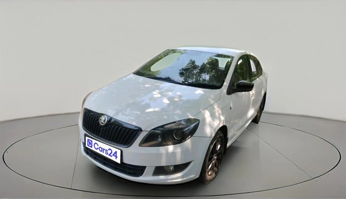 2014 Skoda Rapid 1.5 TDI CR ELEGANCE PLUS, Diesel, Manual, 1,11,628 km, exterior