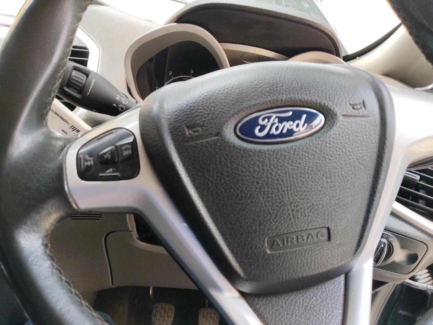 2016 Ford Ecosport TITANIUM 1.5L DIESEL, Diesel, Manual, 1,67,138 km, interior