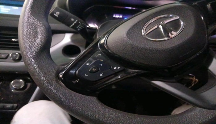 2021 Tata NEXON XM SUNROOF PETROL, Petrol, Manual, 29,732 km, interior
