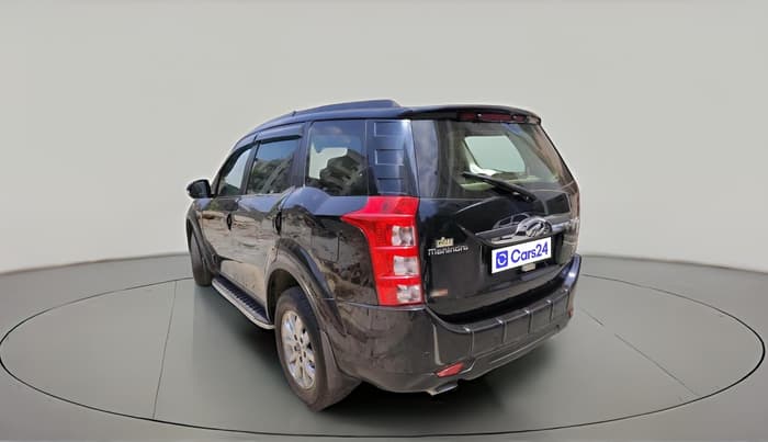 2016 Mahindra XUV500 W10 AT, Diesel, Automatic, 88,917 km, exterior
