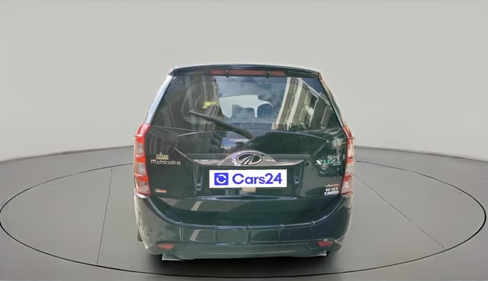 2016 Mahindra XUV500 W10 AT, Diesel, Automatic, 88,917 km, exterior