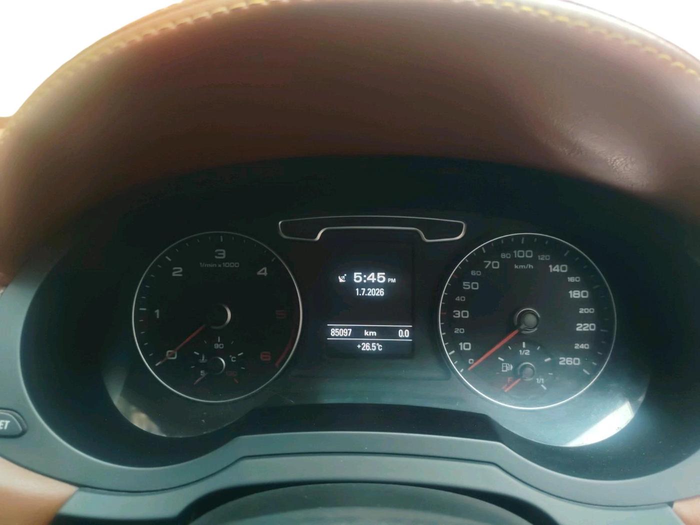 2014 Audi Q3 2.0 QUATTRO TDI AT, Diesel, Automatic, 85,097 km, interior