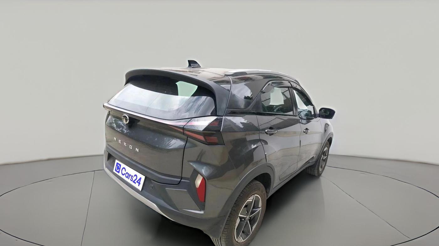 2024 Tata NEXON FEARLESS + 1.2 PETROL, Petrol, Manual, 2,562 km, exterior