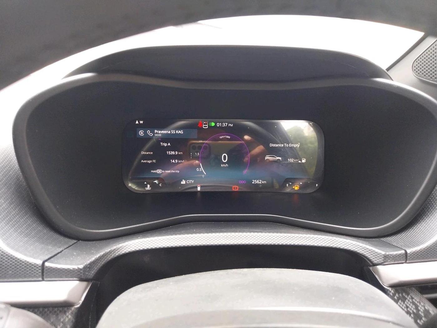 2024 Tata NEXON FEARLESS + 1.2 PETROL, Petrol, Manual, 2,562 km, interior