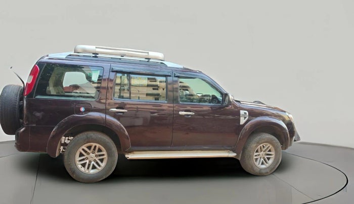 2010 Ford Endeavour 2.5L 4X2 MT, Diesel, Manual, 1,19,172 km, exterior