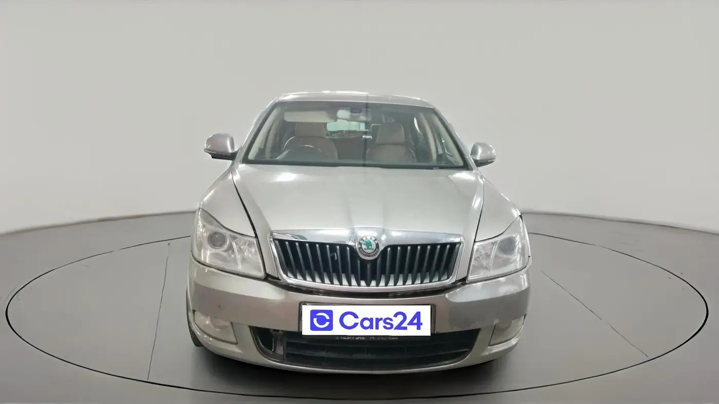 2012 Skoda Superb 2.0 TDI PD, Diesel, Manual, 1,20,824 km, exterior