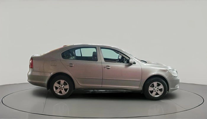 2012 Skoda Superb 2.0 TDI PD, Diesel, Manual, 1,20,824 km, exterior