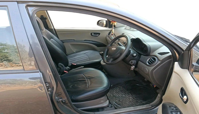 2012 Hyundai i10 SPORTZ 1.2, Petrol, Manual, 66,245 km, interior