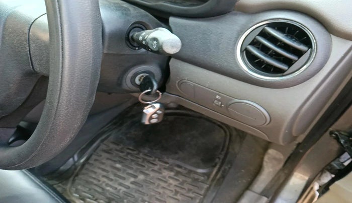 2012 Hyundai i10 SPORTZ 1.2, Petrol, Manual, 66,245 km, interior