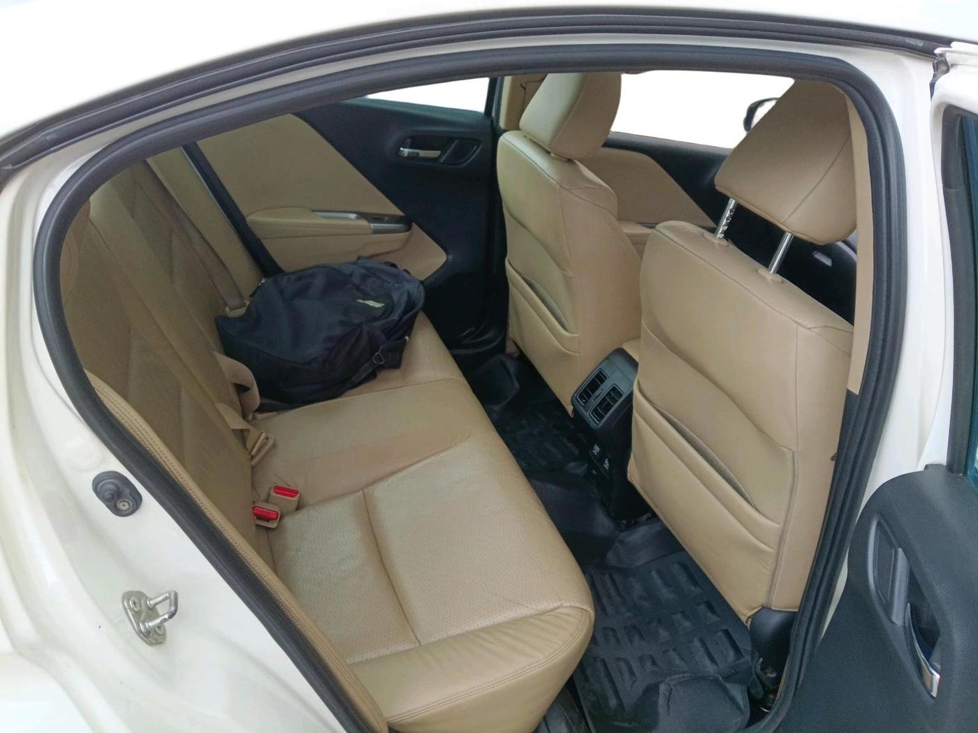 2016 Honda City 1.5L I-VTEC VX CVT, Petrol, Automatic, 1,09,346 km, interior