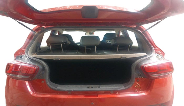 2016 Mahindra Kuv100 K6 PLUS 6 STR, Petrol, Manual, 98,416 km, exterior