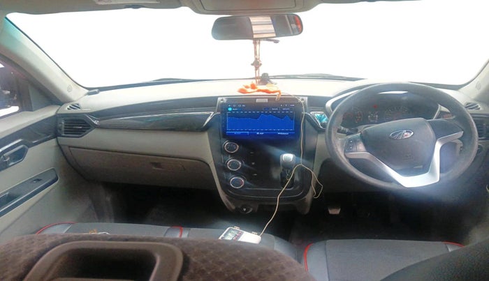 2016 Mahindra Kuv100 K6 PLUS 6 STR, Petrol, Manual, 98,416 km, interior