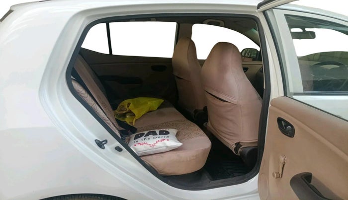 2010 Hyundai i10 ERA 1.1, Petrol, Manual, 81,267 km, interior
