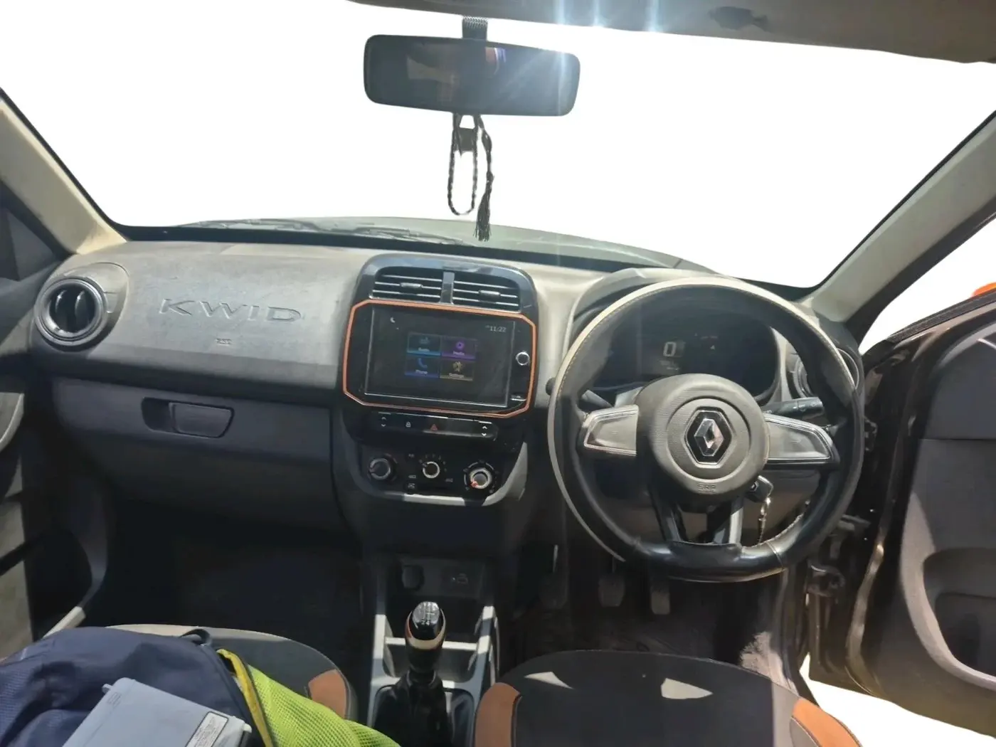 2022 Renault Kwid CLIMBER 1.0 (O), Petrol, Manual, 78,947 km, interior