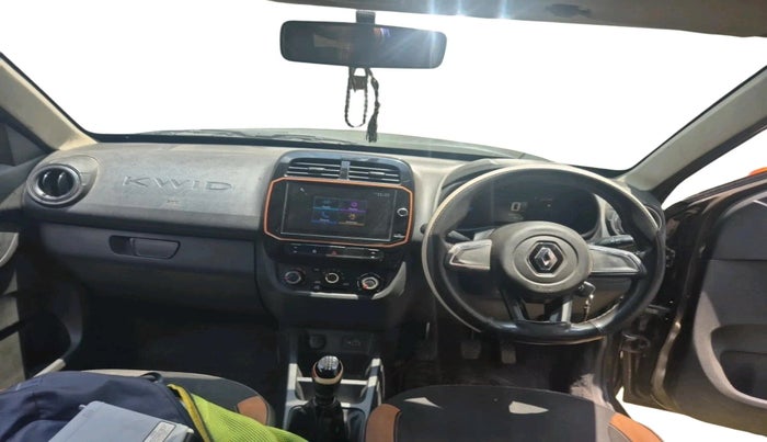 2022 Renault Kwid CLIMBER 1.0 (O), Petrol, Manual, 78,947 km, interior