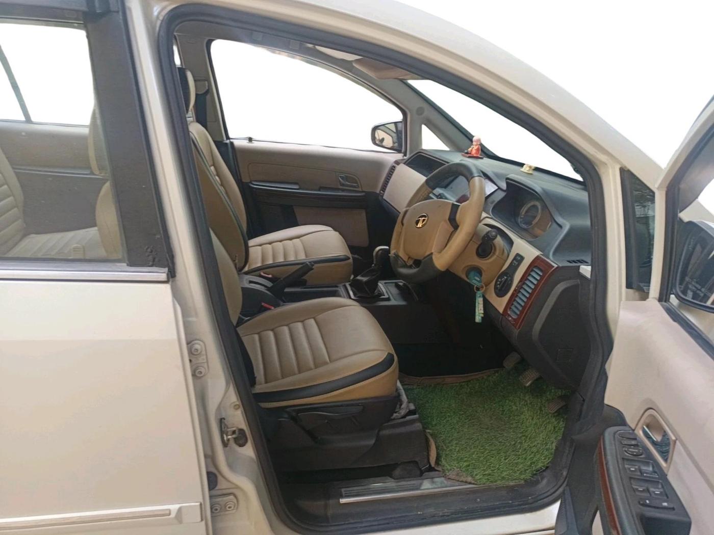 2012 Tata Aria PURE 4X2, Diesel, Manual, 99,135 km, interior