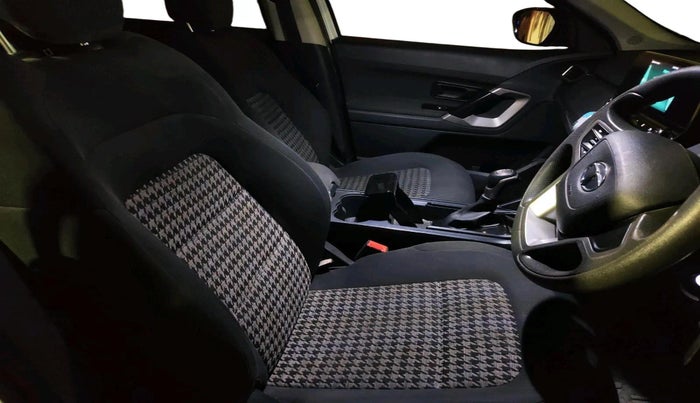 2021 Tata Harrier XMA 2.0L KRYOTEC, Diesel, Automatic, 97,181 km, interior