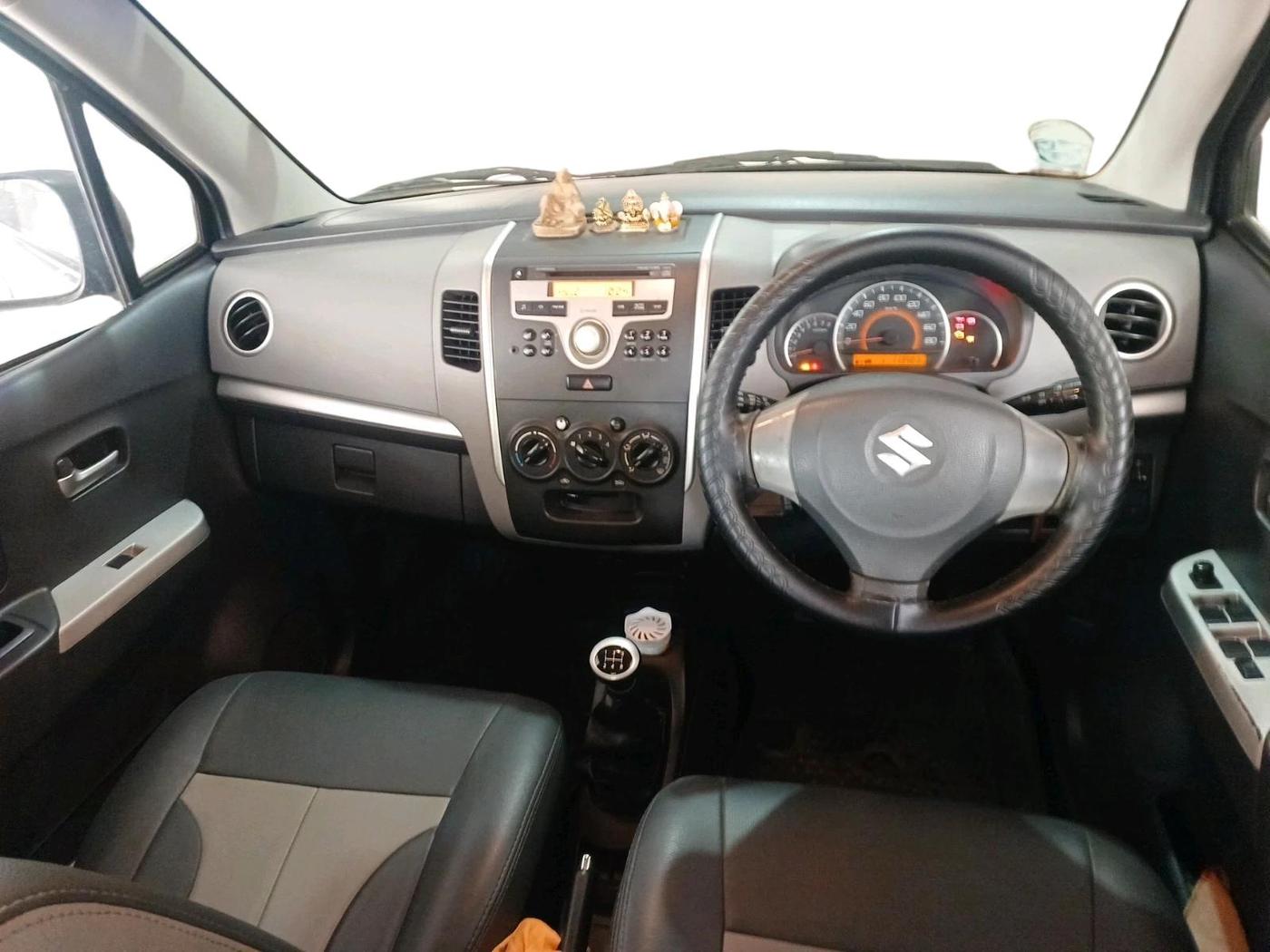 2011 Maruti Wagon R 1.0 VXI, Petrol, Manual, 1,13,983 km, interior