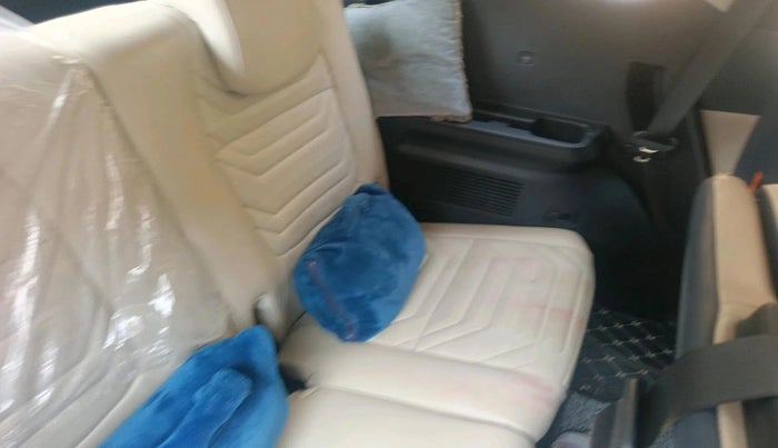 2024 KIA CARENS  LUXURY (O)1.5 TURBO DCT 7 STR, Petrol, Automatic, 6,401 km, interior