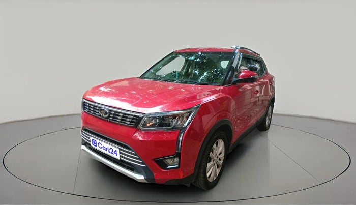 2020 Mahindra XUV300 W8 1.2 PETROL, Petrol, Manual, 30,408 km, exterior