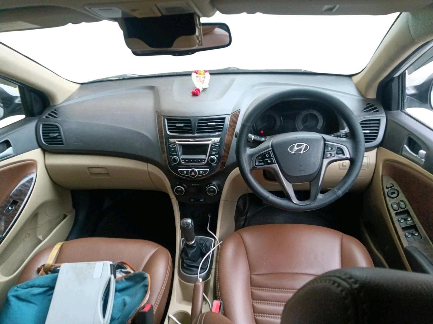 2015 Hyundai Verna FLUIDIC 1.6 CRDI SX 4S, Diesel, Manual, 69,751 km, interior