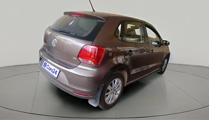 2016 Volkswagen Polo HIGHLINE1.5L, Diesel, Manual, 1,56,394 km, exterior