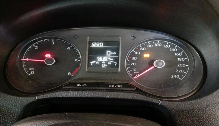 2016 Volkswagen Polo HIGHLINE1.5L, Diesel, Manual, 1,56,394 km, interior