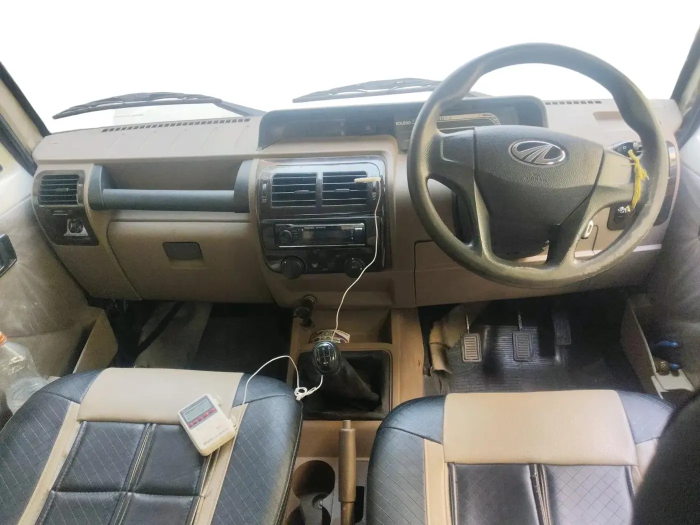 2021 Mahindra Bolero B6 (O), Diesel, Manual, 66,821 km, interior