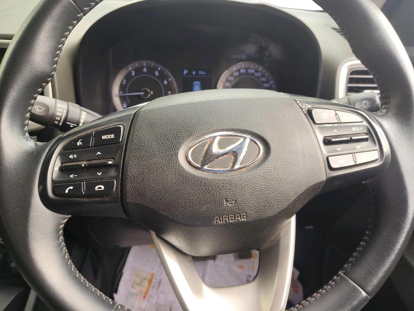 2019 Hyundai VENUE SX PLUS 1.0 TURBO DCT, Petrol, Automatic, 1,10,264 km, interior