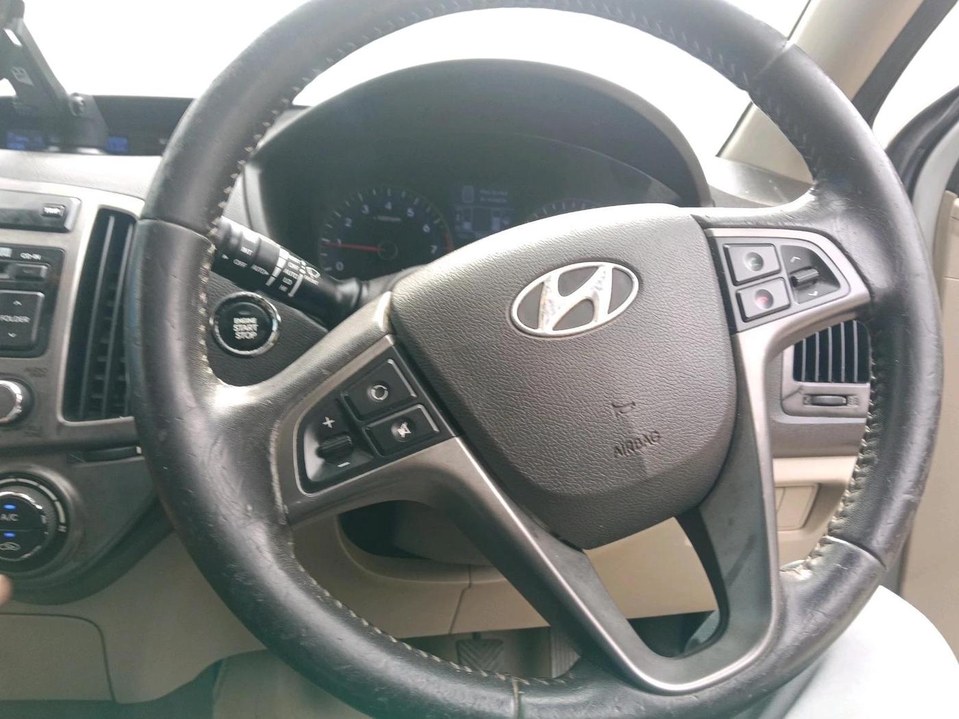 2012 Hyundai i20 ASTA 1.2, Petrol, Manual, 78,423 km, interior