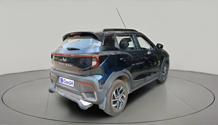 2025 Mahindra XUV 3XO AX5 1.2 L TCMPFi, Petrol, Manual, 1,782 km, exterior