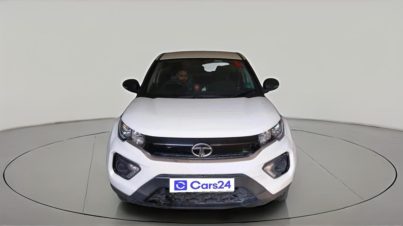 2022 Tata NEXON XE PETROL, Petrol, Manual, 20,922 km, exterior