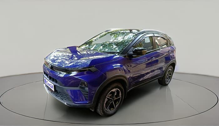2023 Tata NEXON FEARLESS PURPLE + SUNROOF AMT DUAL TONE 1.5 DIESEL, Diesel, Automatic, 12,602 km, exterior
