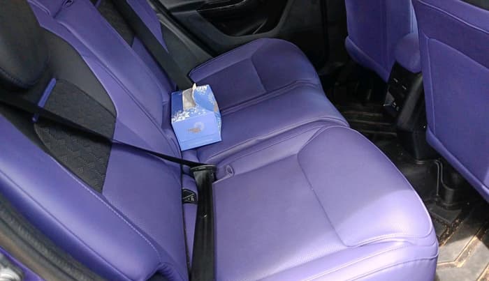 2023 Tata NEXON FEARLESS PURPLE + SUNROOF AMT DUAL TONE 1.5 DIESEL, Diesel, Automatic, 12,602 km, interior
