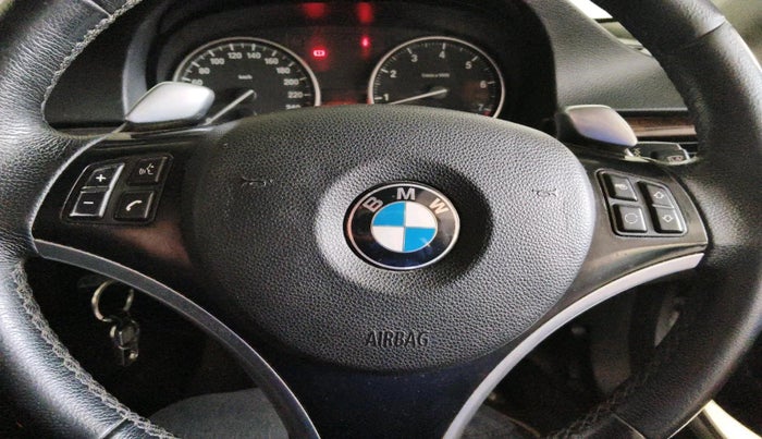 2009 BMW 3 Series 325i, Petrol, Automatic, 1,11,937 km, interior