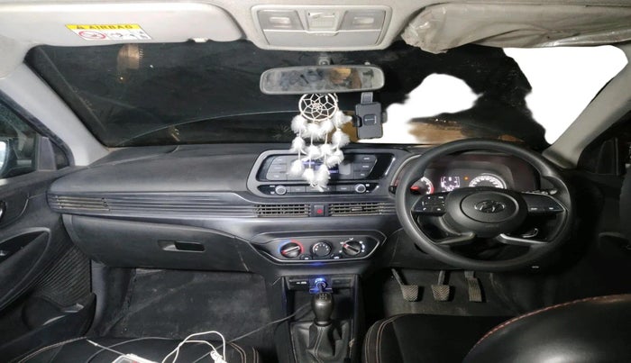 2020 Hyundai NEW I20 MAGNA 1.2 MT, Petrol, Manual, 69,966 km, interior