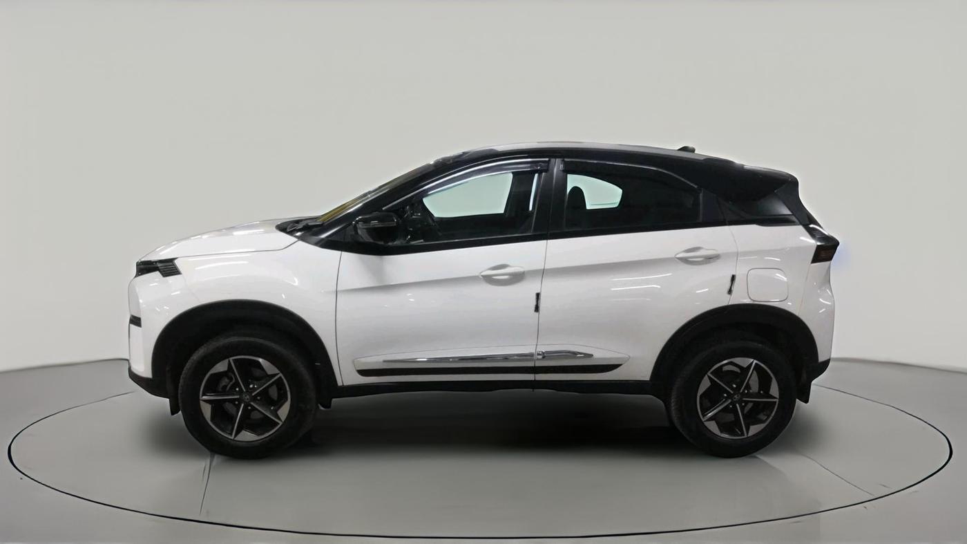 2025 Tata NEXON Fearless Plus (PS) 1.2 Petrol 6MT Dual Tone, Petrol, Manual, 5,479 km, exterior