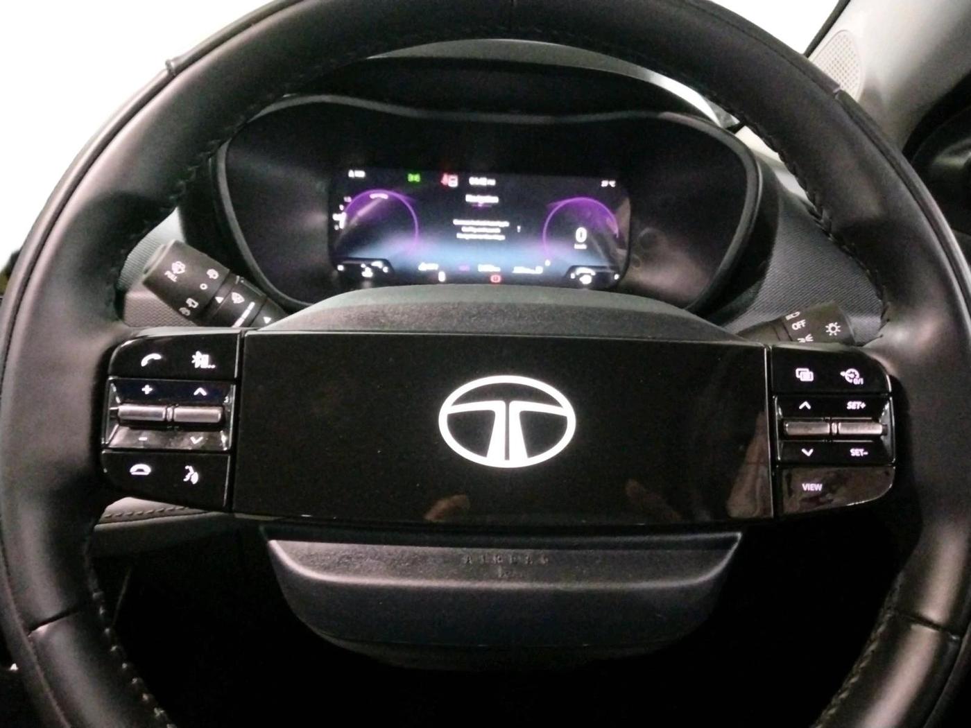 2025 Tata NEXON Fearless Plus (PS) 1.2 Petrol 6MT Dual Tone, Petrol, Manual, 5,479 km, interior