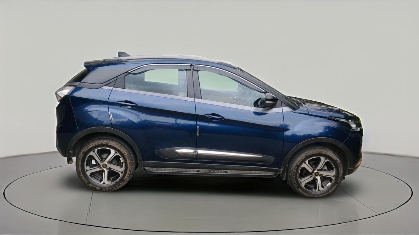 2022 Tata NEXON XZA PLUS (PREMIUM) PETROL, Petrol, Automatic, 25,084 km, exterior