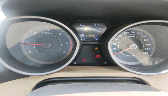 2014 Hyundai New Elantra 1.6 BASE DIESEL, Diesel, Manual, 1,21,129 km, interior