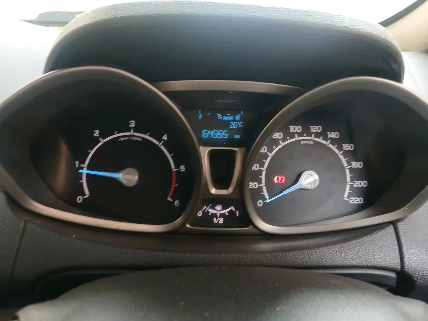 2013 Ford Ecosport TITANIUM 1.5L DIESEL, Diesel, Manual, 1,64,555 km, interior