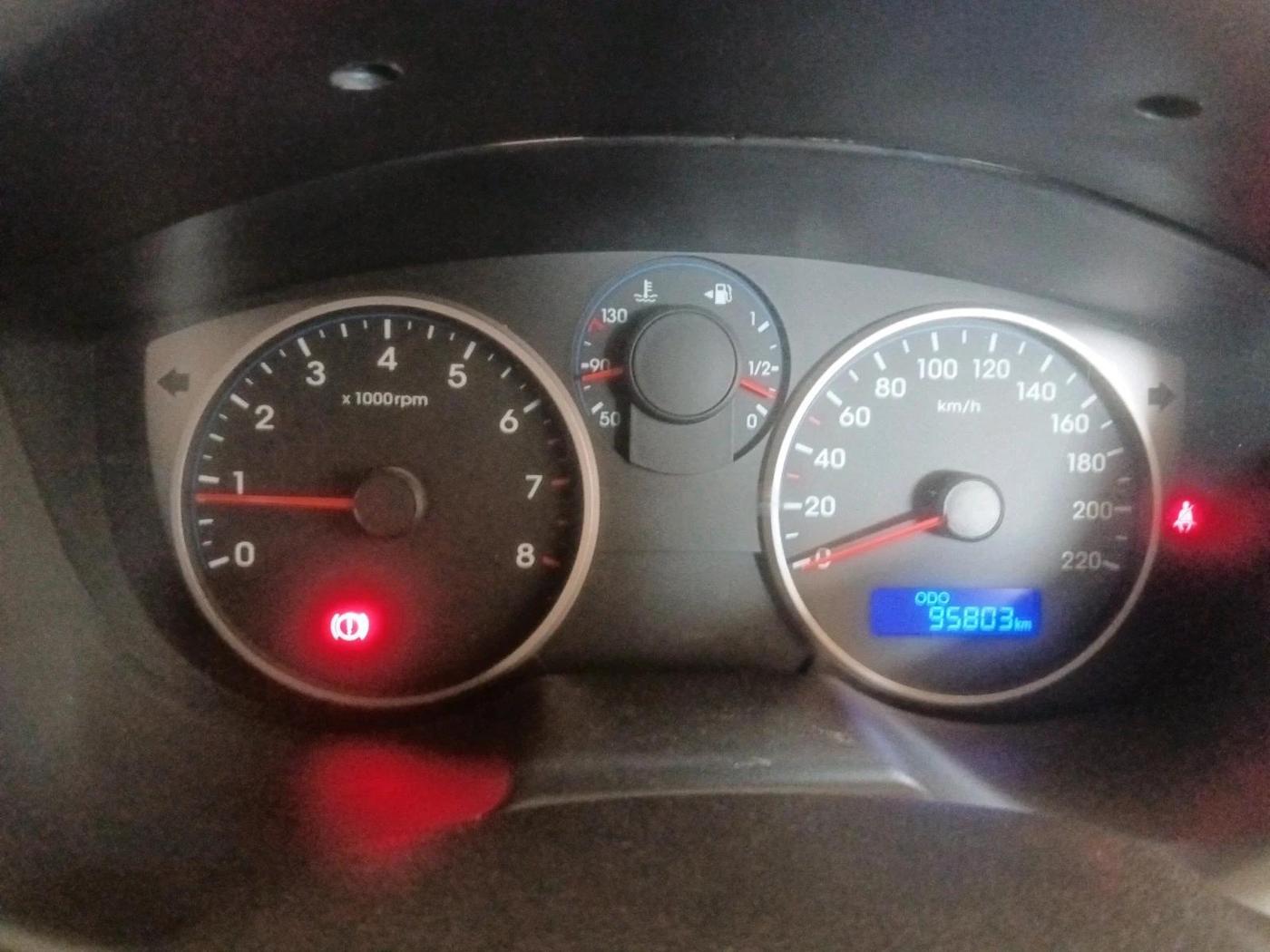 2013 Hyundai i20 SPORTZ 1.2, Petrol, Manual, 95,803 km, interior